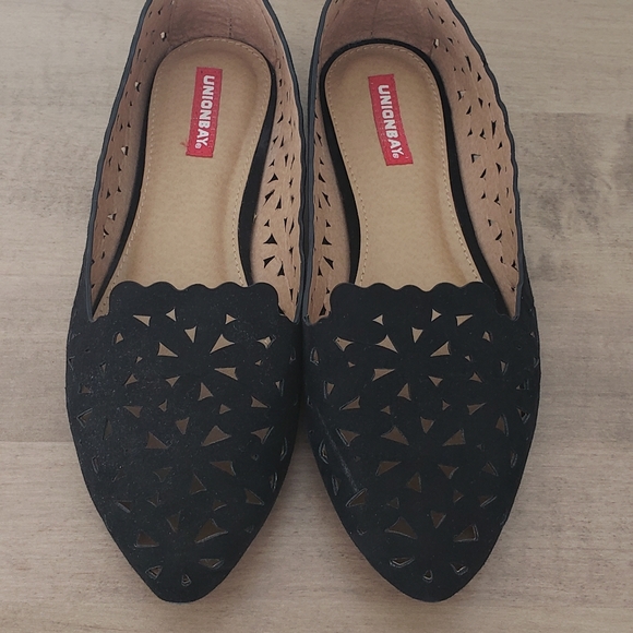 UNIONBAY Black Loafers - Picture 4 of 6